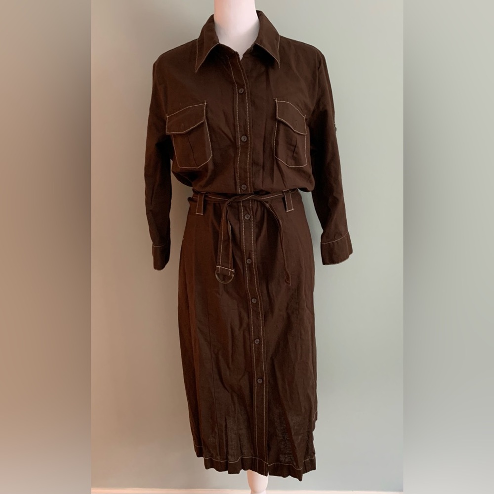Camp dress w/pocket detail, buttons and belt